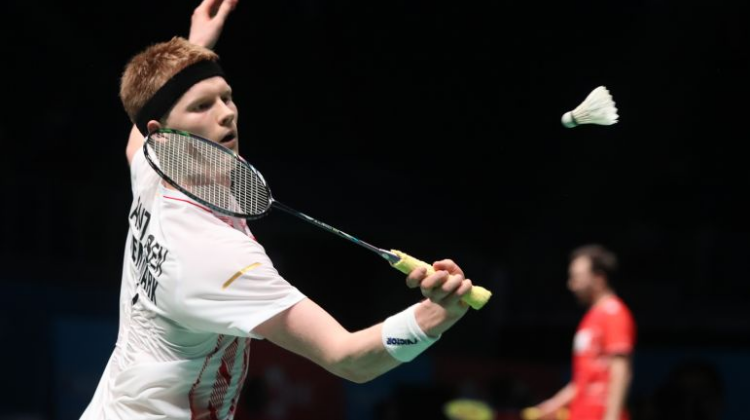 的现代足球 的现代足球